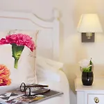Hotel Queen Mary Opera Paris