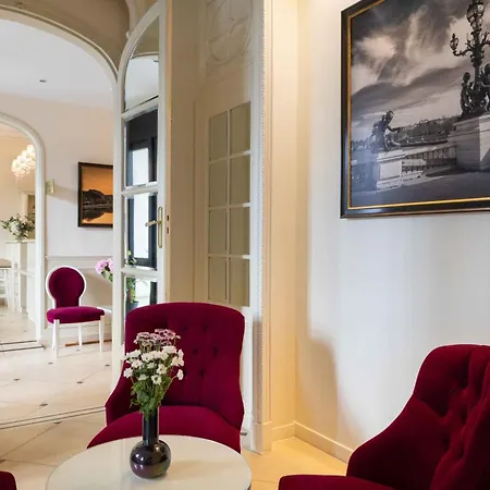 Queen Mary Opera Parigi