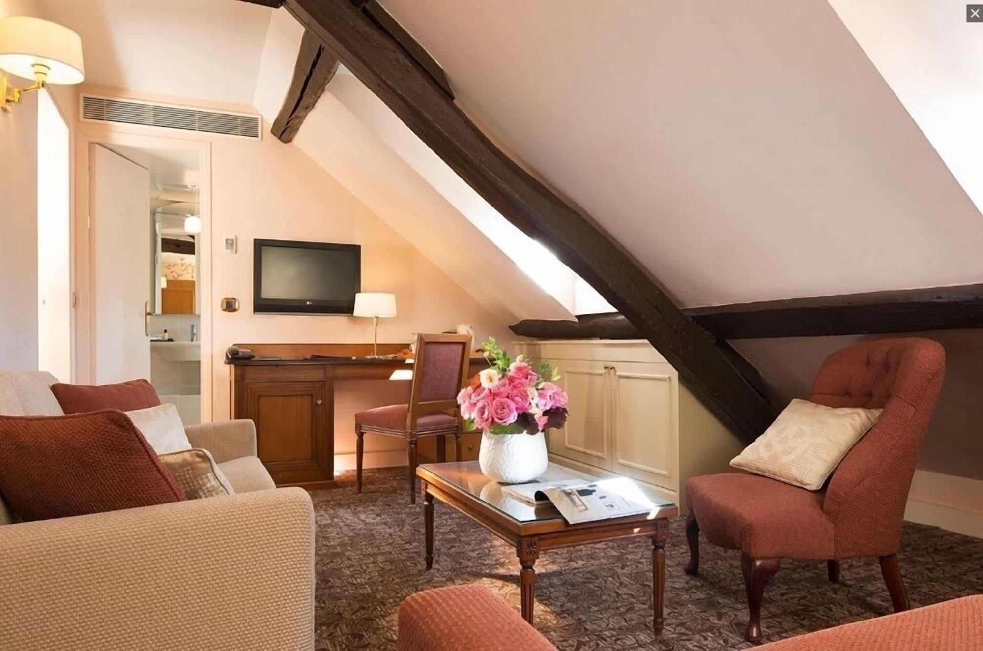 Hotel Queen Mary Opera Parigi