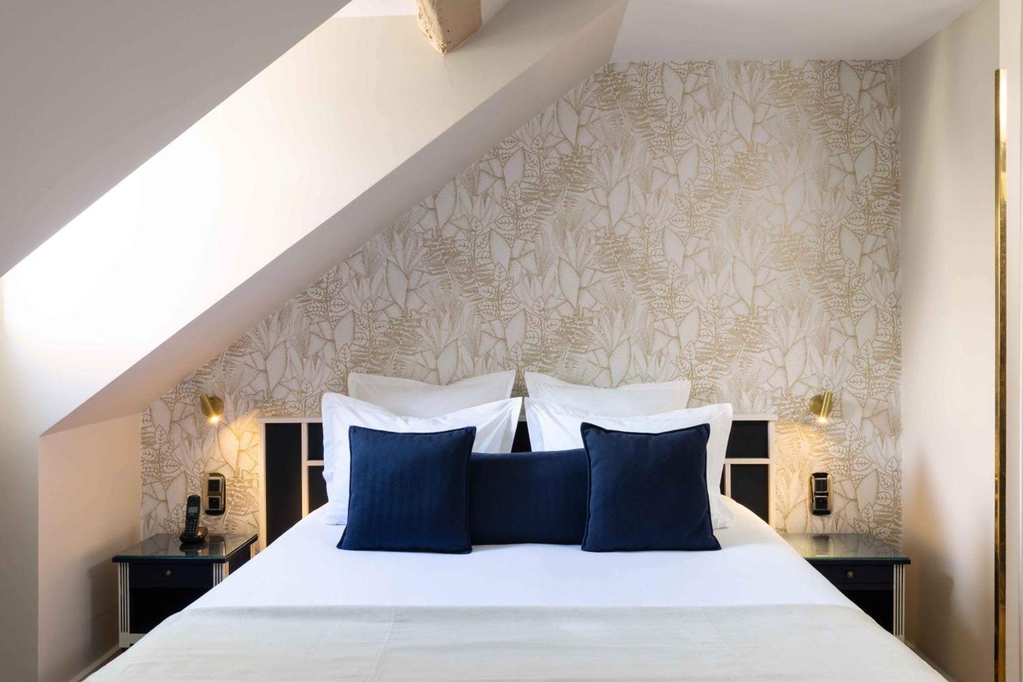 Hotel Queen Mary Opera