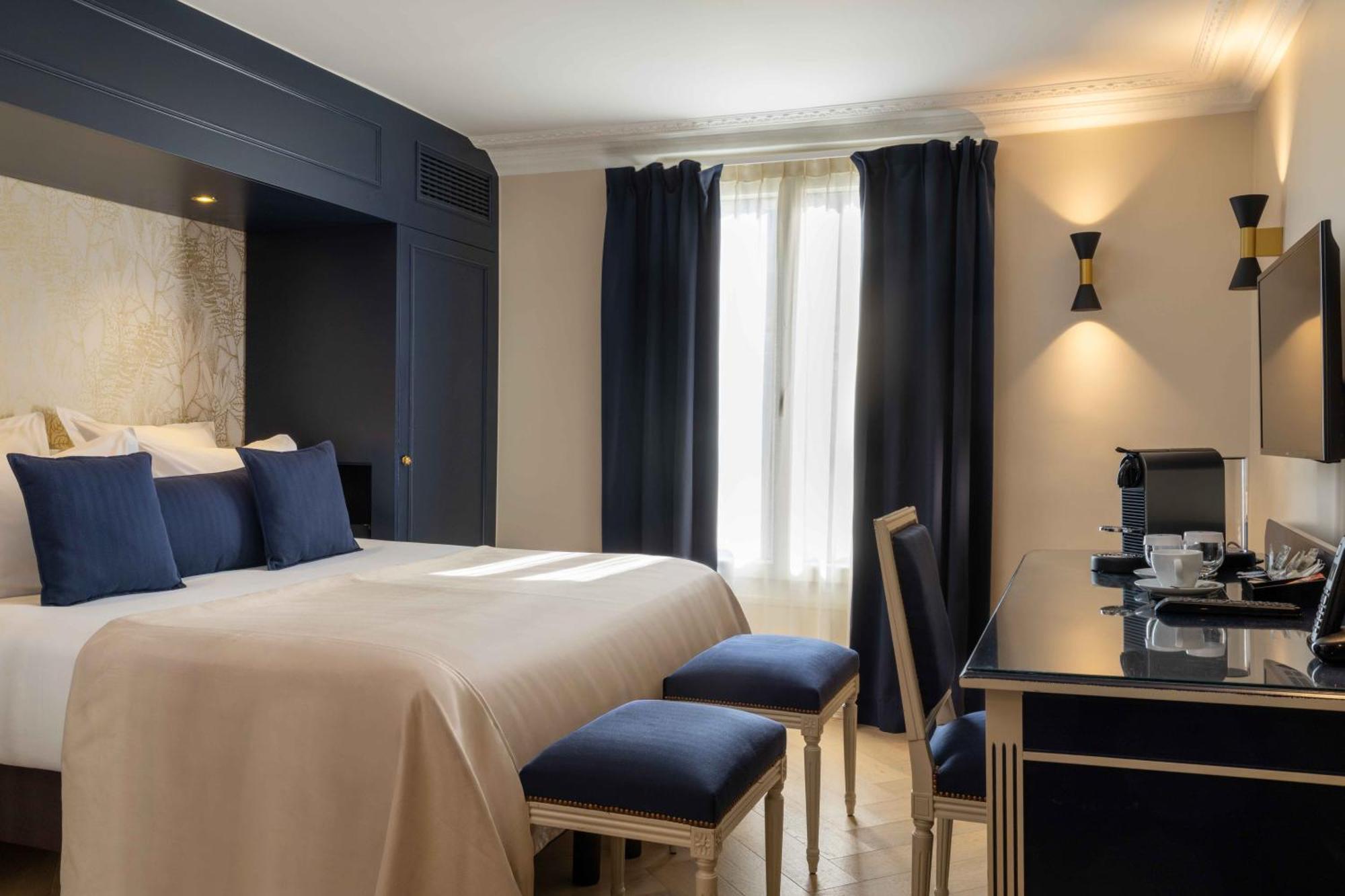 Hotel Queen Mary Opera