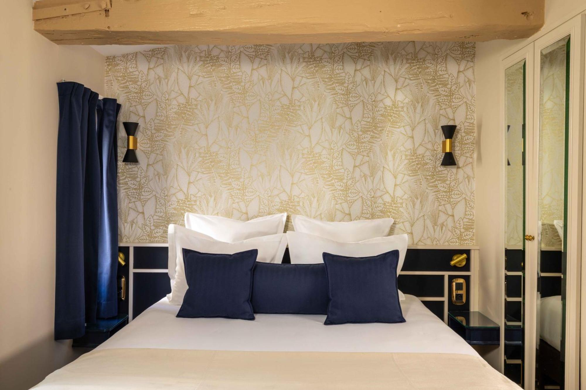 Queen Mary Opera Hotel