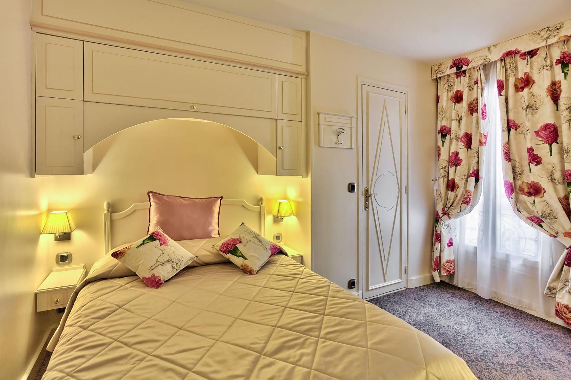 Queen Mary Opera Parigi